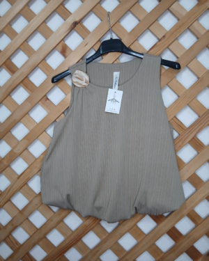 CAMISETA TIRANTE "BOMBACHA/BOTÓN "